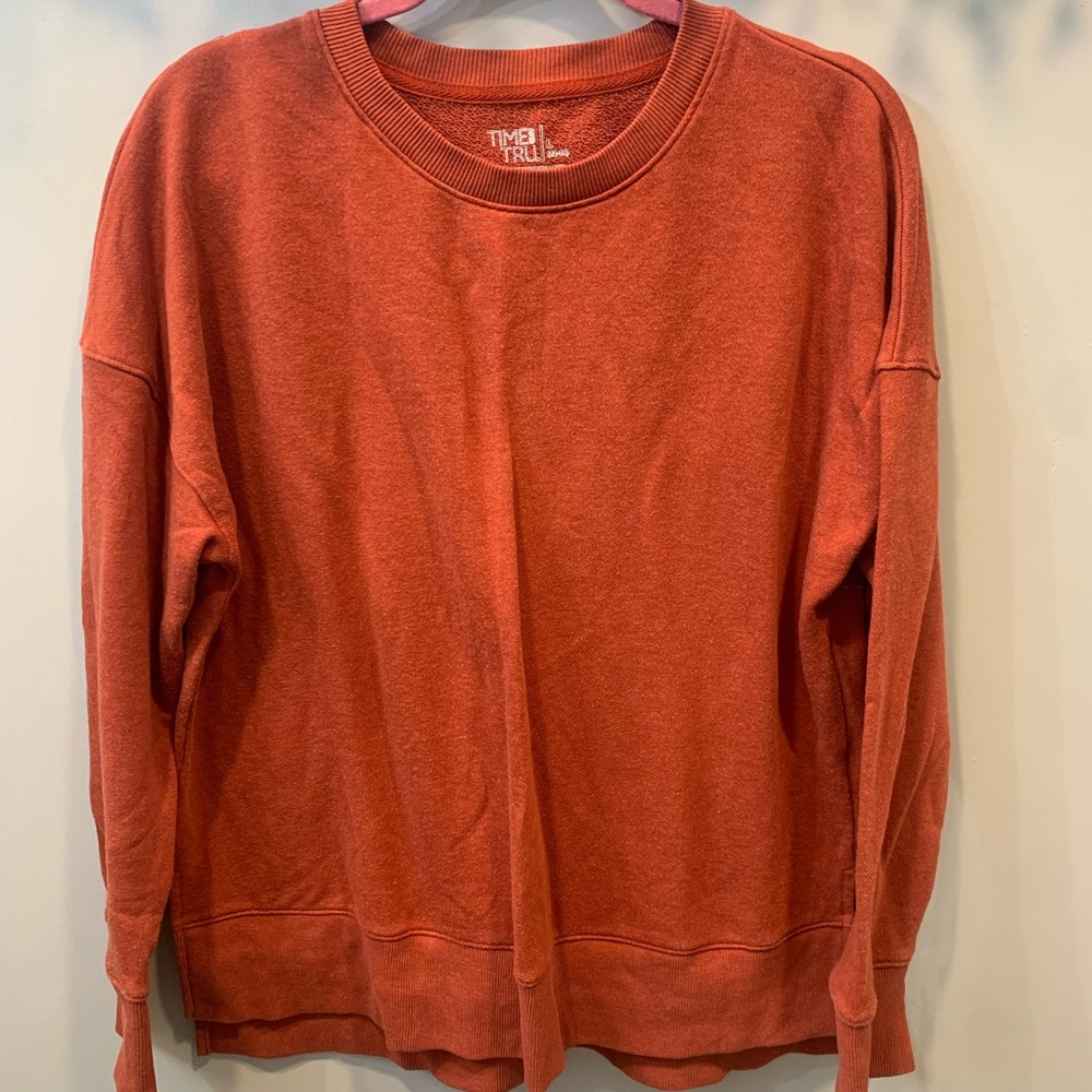 Time and Tru Women's orange Crewneck Sweatshirt Ssweater High-Low Hem Size L